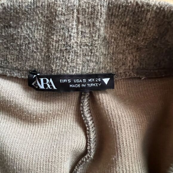 Zara Pants - Picture 2 of 4